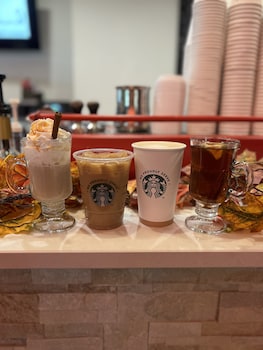 the davenport grand autograph collection