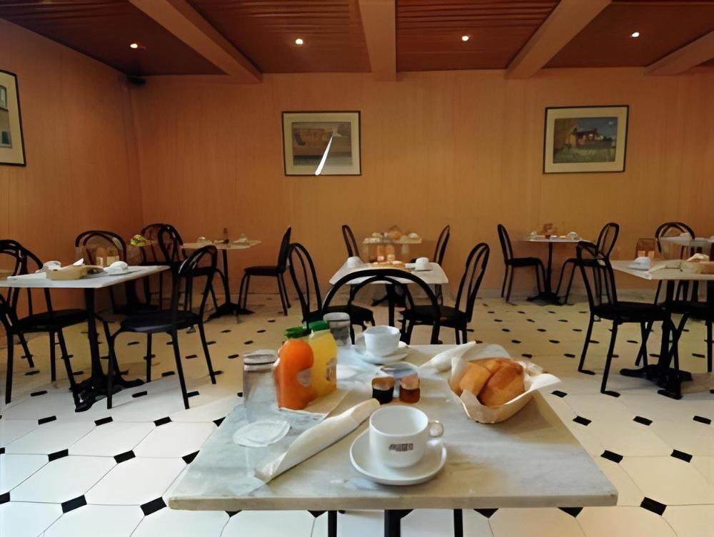 hotel paris vaugirard