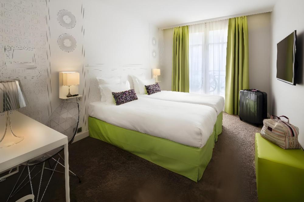 hotel paris vaugirard