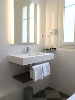 hotel paris vaugirard