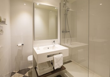 hotel paris vaugirard