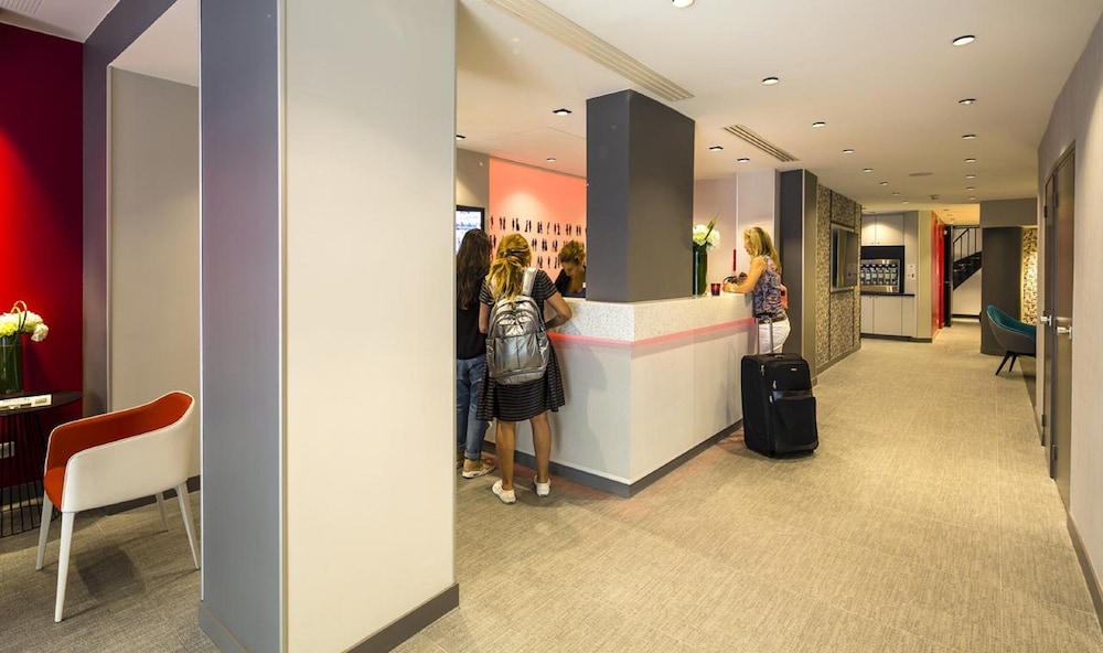 hotel paris vaugirard