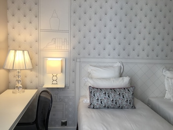 hotel paris vaugirard