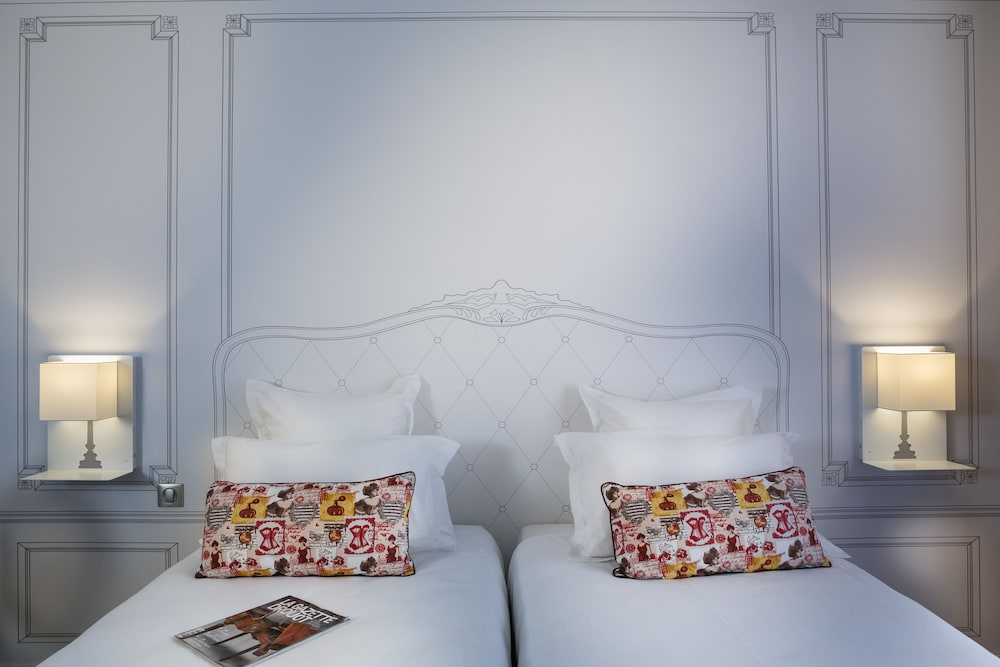 hotel paris vaugirard