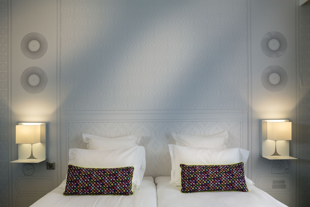 hotel paris vaugirard