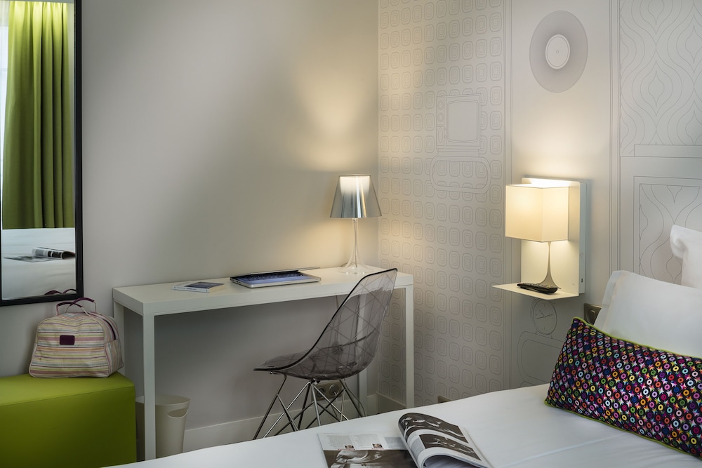 hotel paris vaugirard