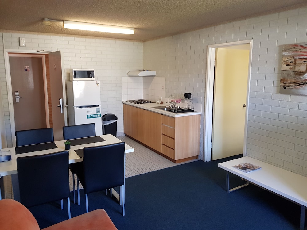 perth city apartment hotel