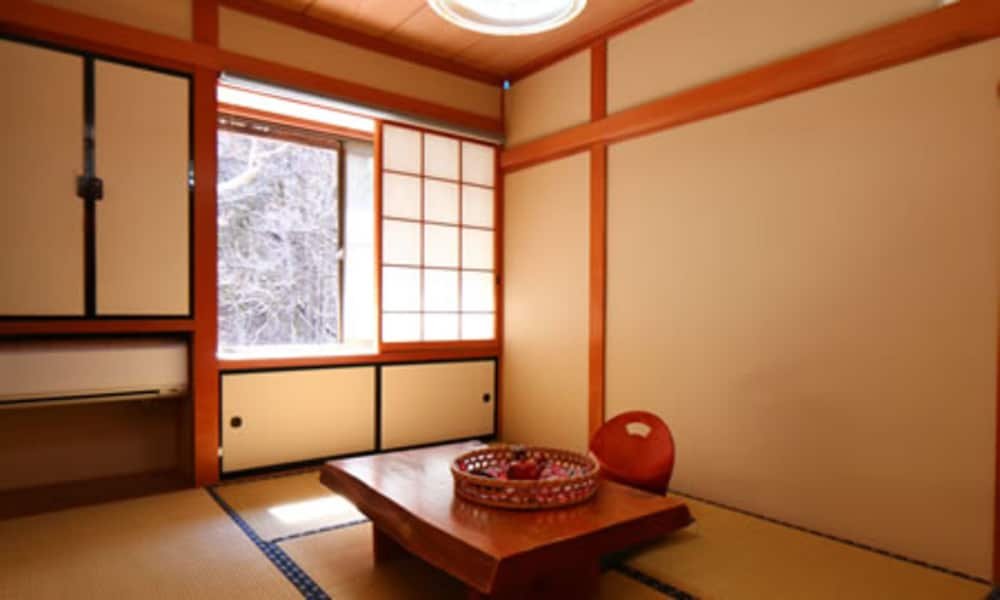 Kamanuma Onsen Daikisen,,2.5 star