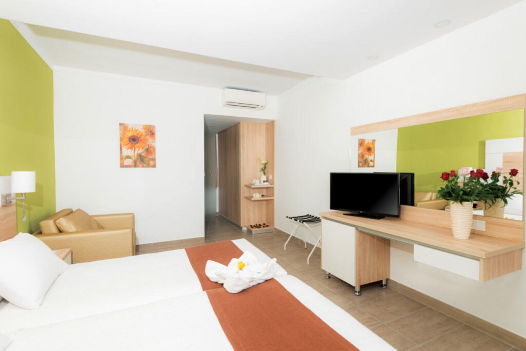 eurovillage achilleas hotel