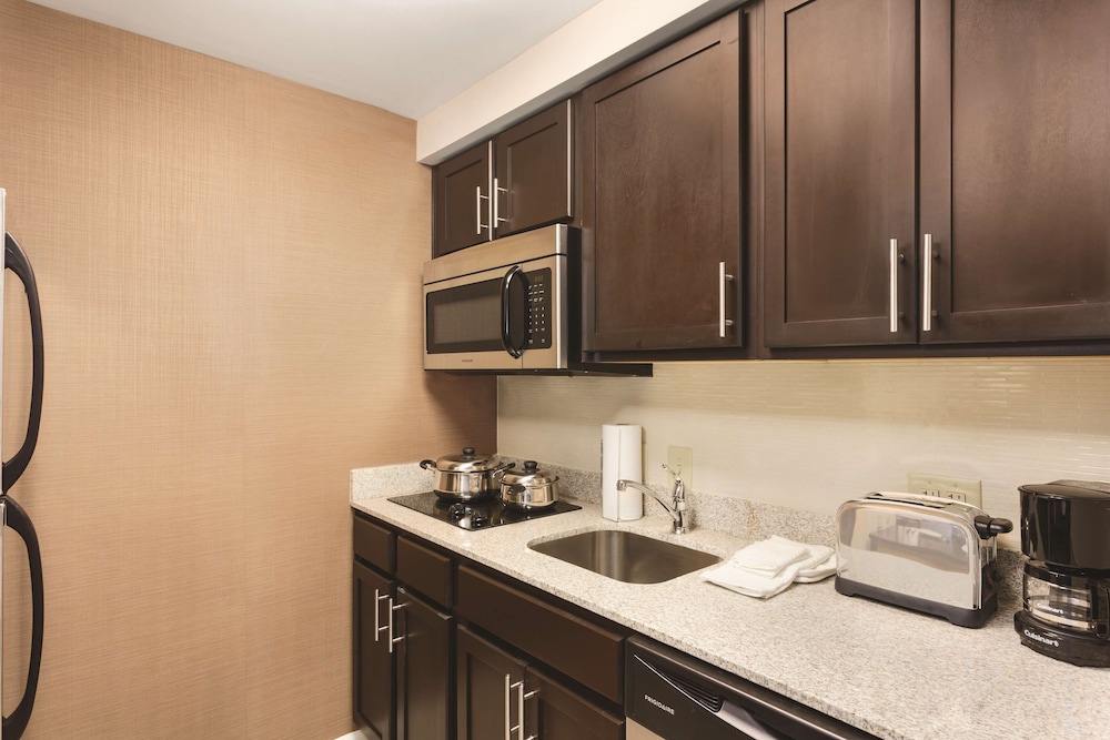 homewood suites atlanta airport north