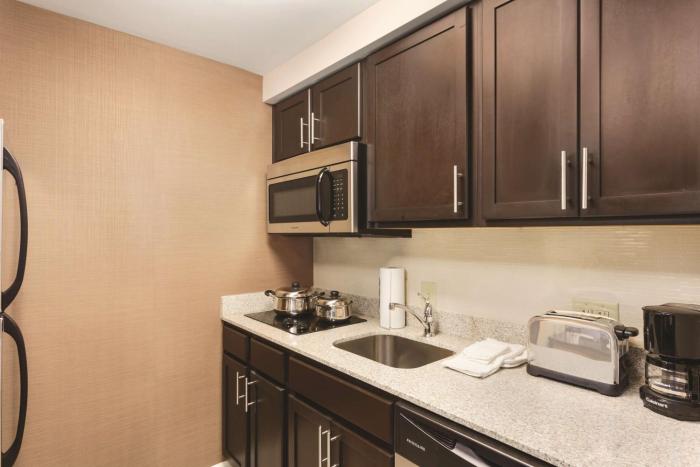 homewood suites atlanta airport north