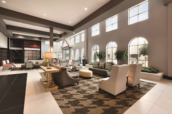 Embassy Suites By Hilton Tuscaloosa Alabama Downtown,Tuscaloosa>>Northport,4 star