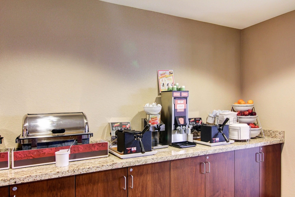 comfort suites carlsbad