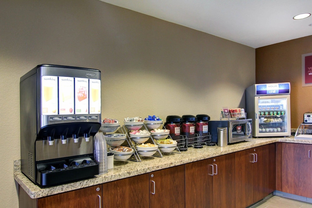 comfort suites carlsbad