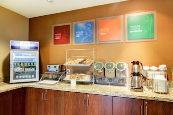 comfort suites carlsbad