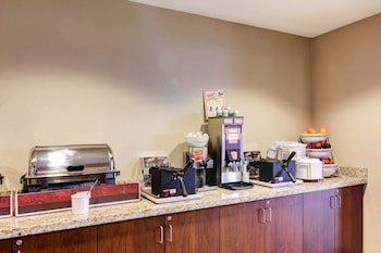 comfort suites carlsbad