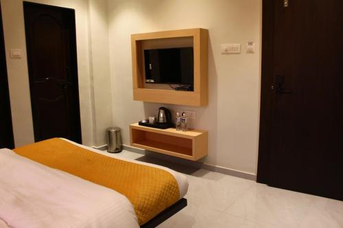 hotel pragati lodge
