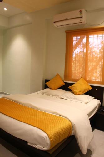 hotel pragati lodge