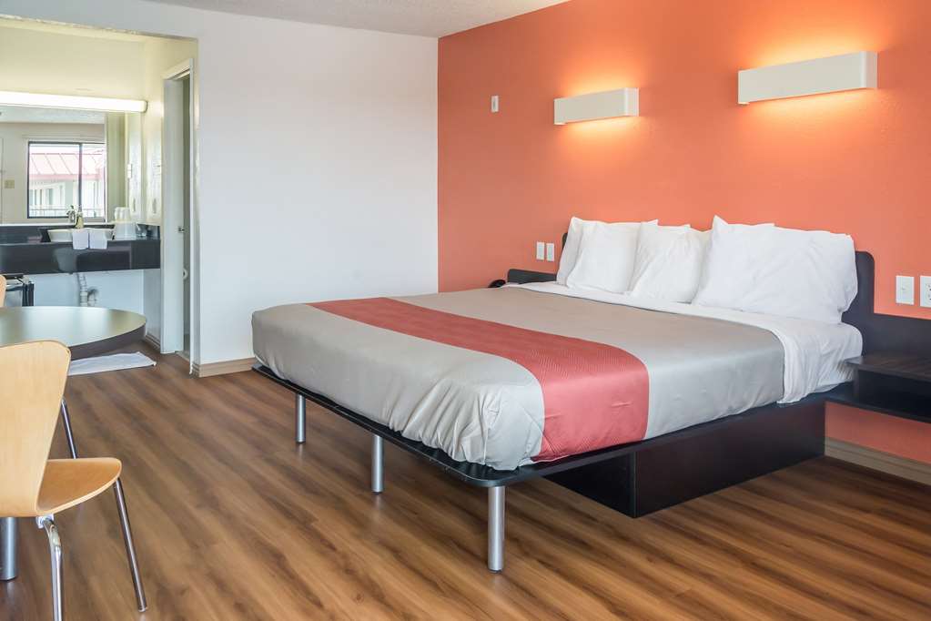 motel 6 mesquite tx rodeo convention ctr