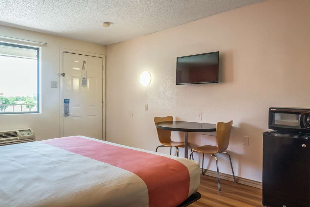 motel 6 mesquite tx rodeo convention ctr