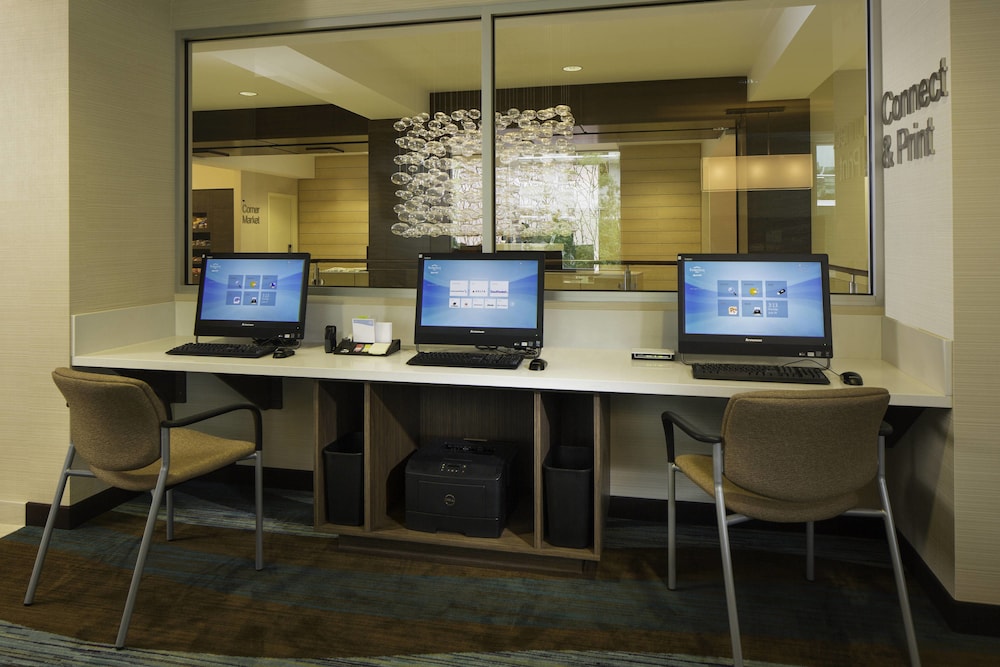 fairfield inn and suites by marriott calgary downtown