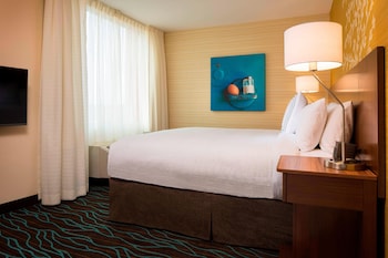 fairfield inn and suites by marriott calgary downtown