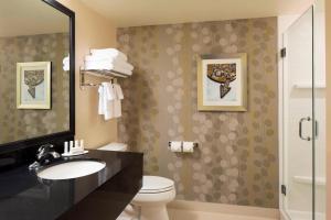 fairfield inn and suites by marriott calgary downtown