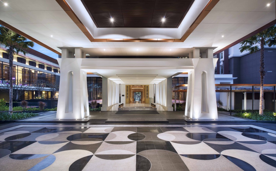 le meridien suvarnabhumi bangkok golf resort and spa