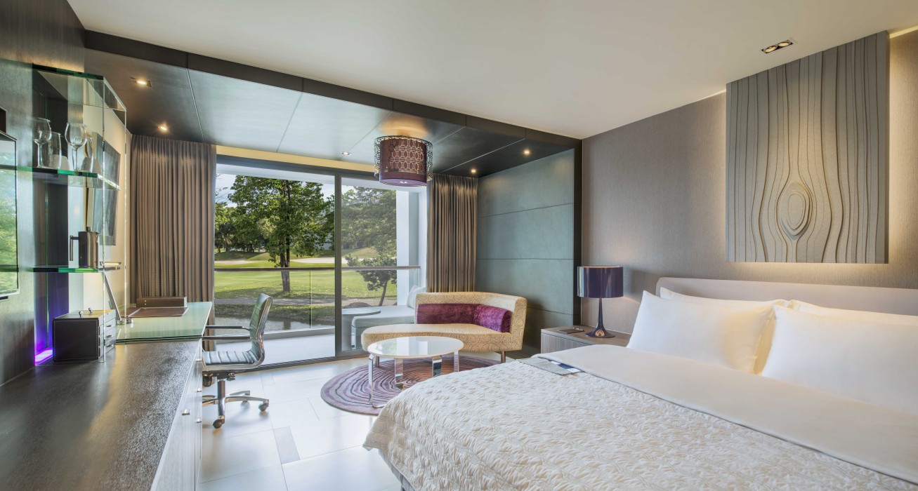le meridien suvarnabhumi bangkok golf resort and spa