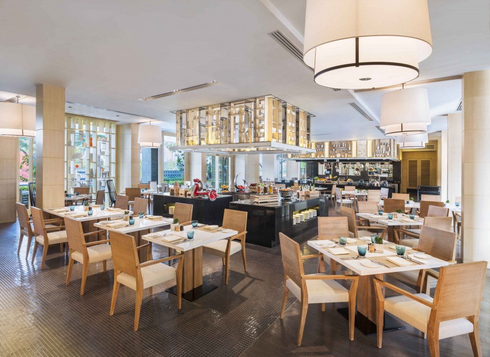 le meridien suvarnabhumi bangkok golf resort and spa