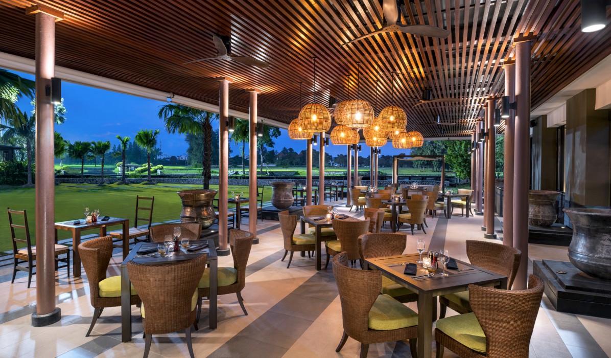 le meridien suvarnabhumi bangkok golf resort and spa