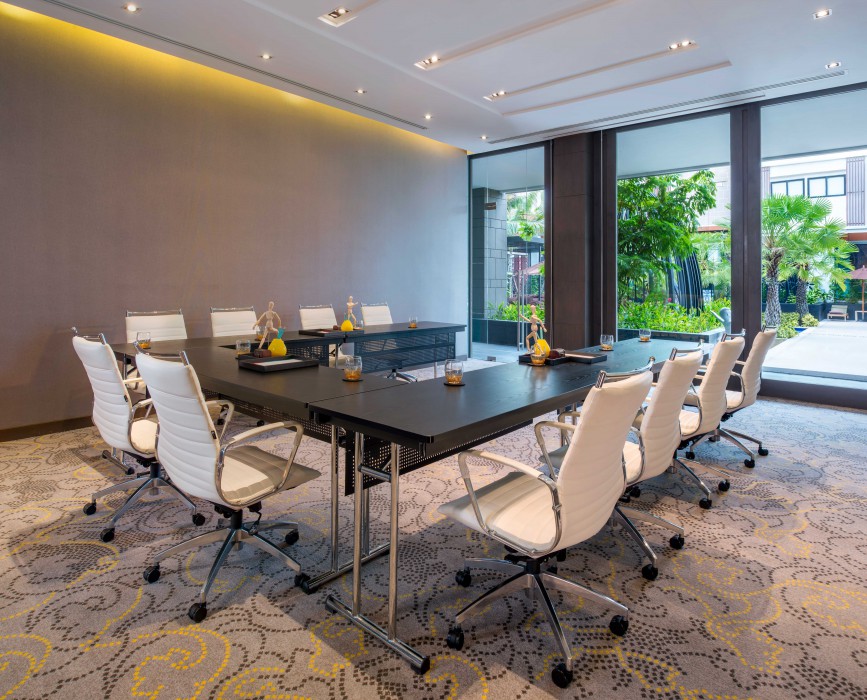 le meridien suvarnabhumi bangkok golf resort and spa