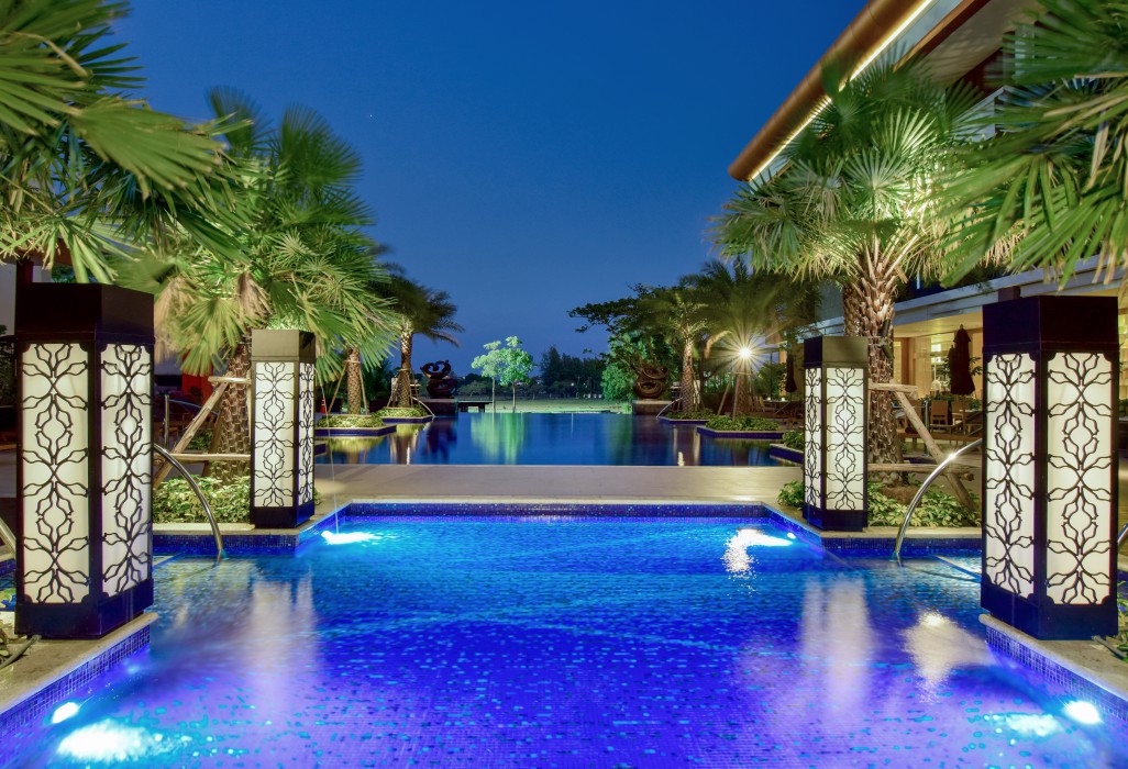 le meridien suvarnabhumi bangkok golf resort and spa