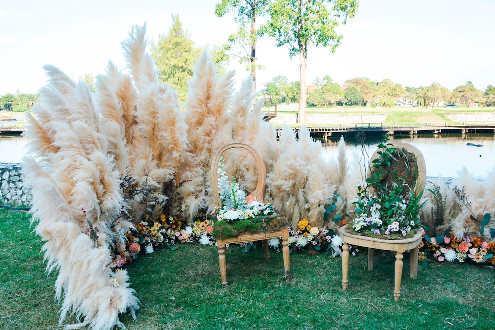 le meridien suvarnabhumi bangkok golf resort and spa