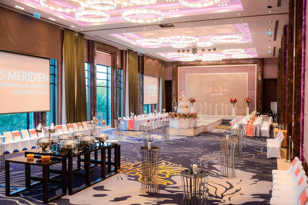 le meridien suvarnabhumi bangkok golf resort and spa
