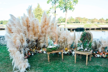 le meridien suvarnabhumi bangkok golf resort and spa