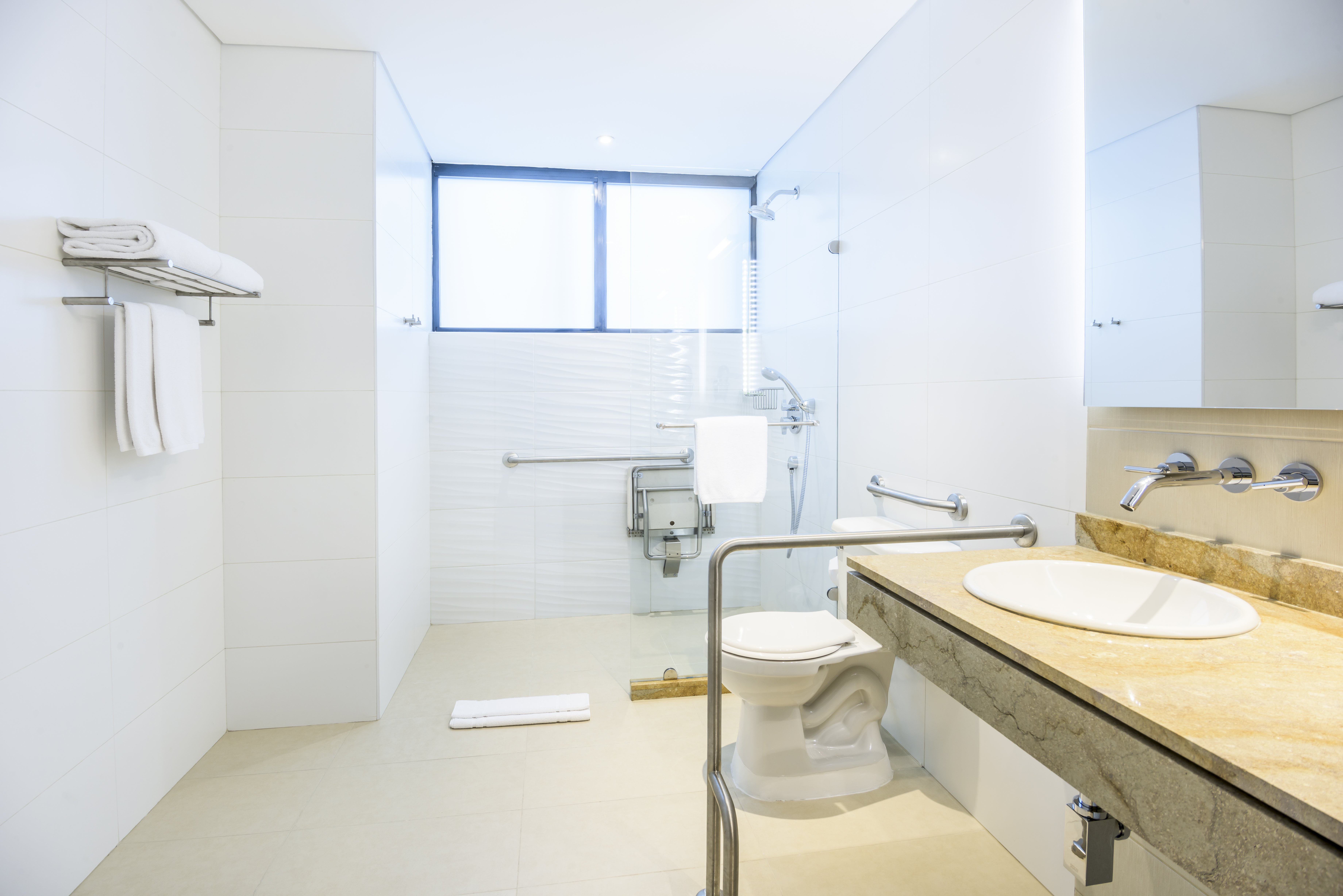 holiday inn express and suites bogota zona financiera by ihg