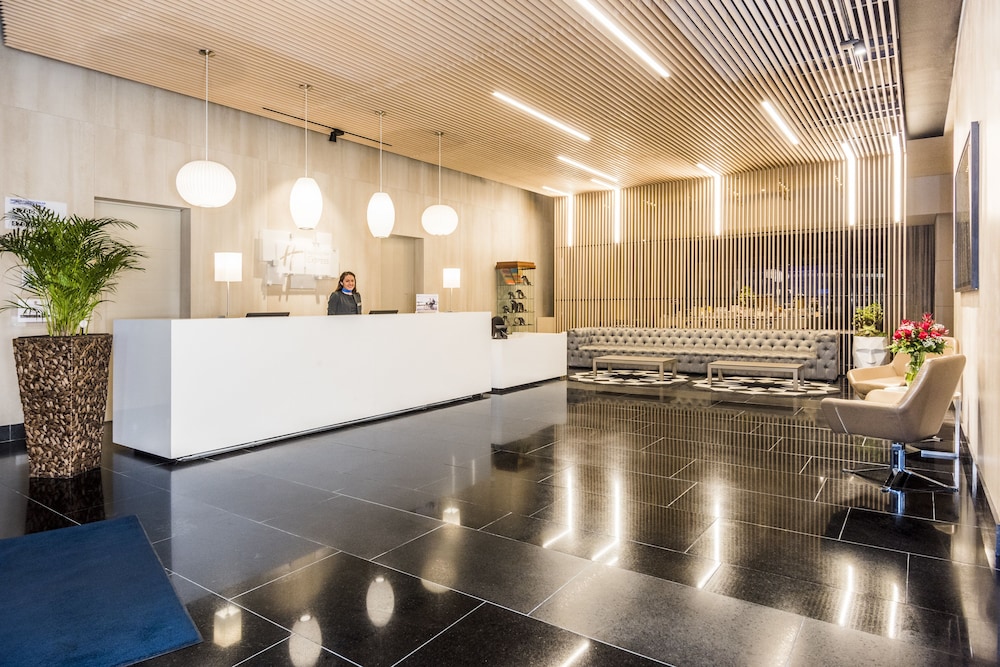 holiday inn express and suites bogota zona financiera by ihg