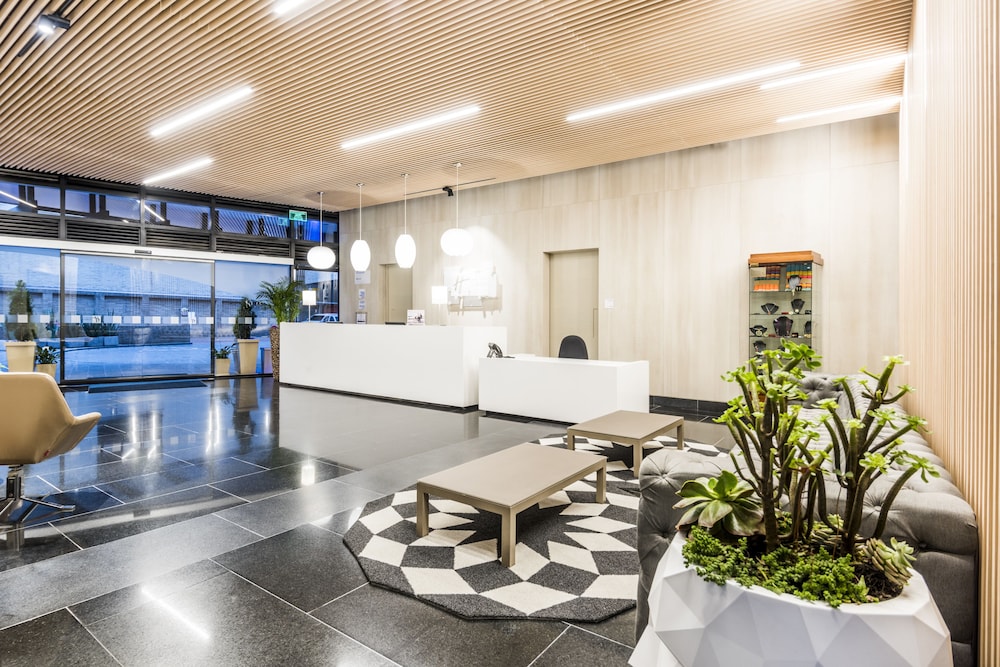 holiday inn express and suites bogota zona financiera by ihg
