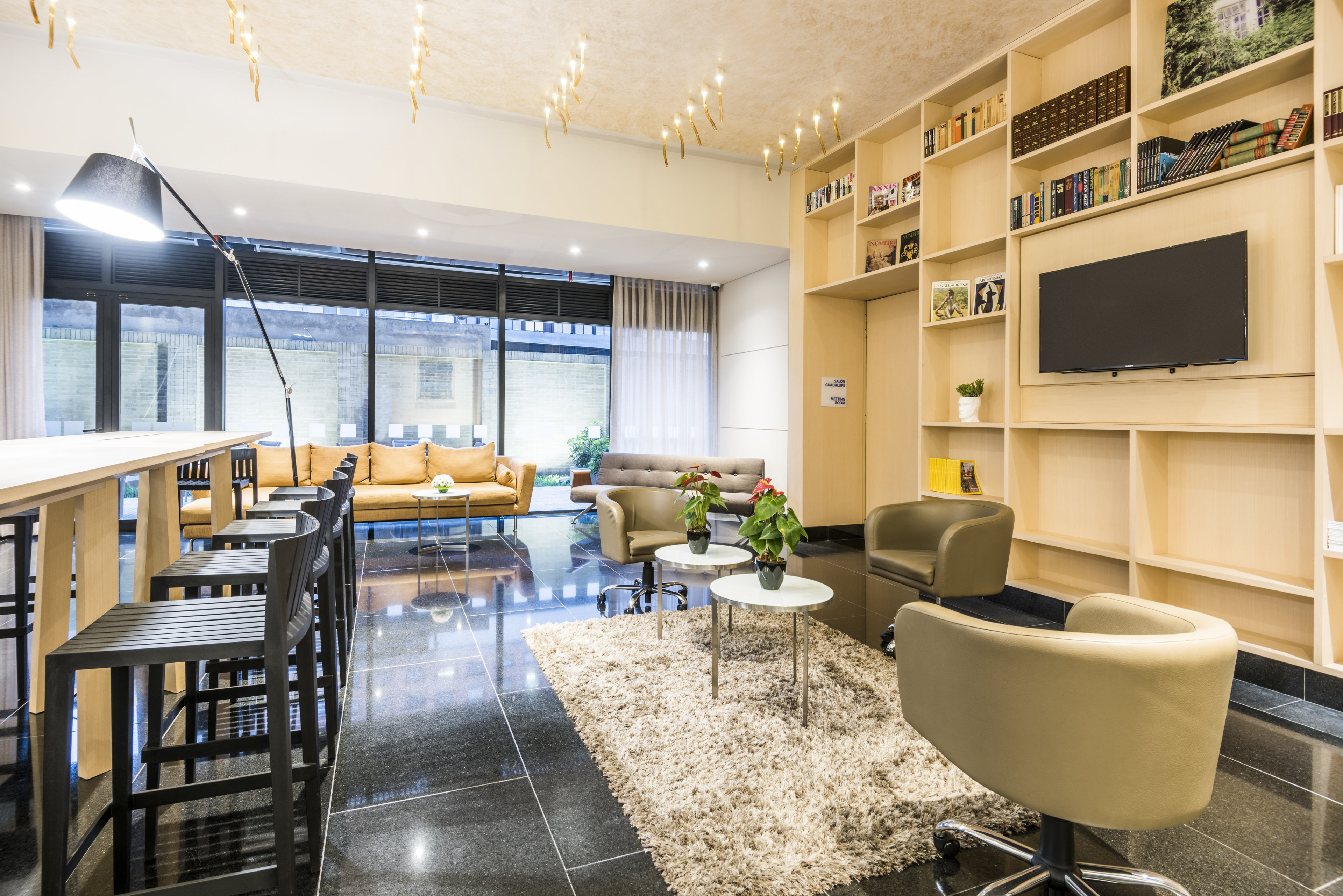 holiday inn express and suites bogota zona financiera by ihg