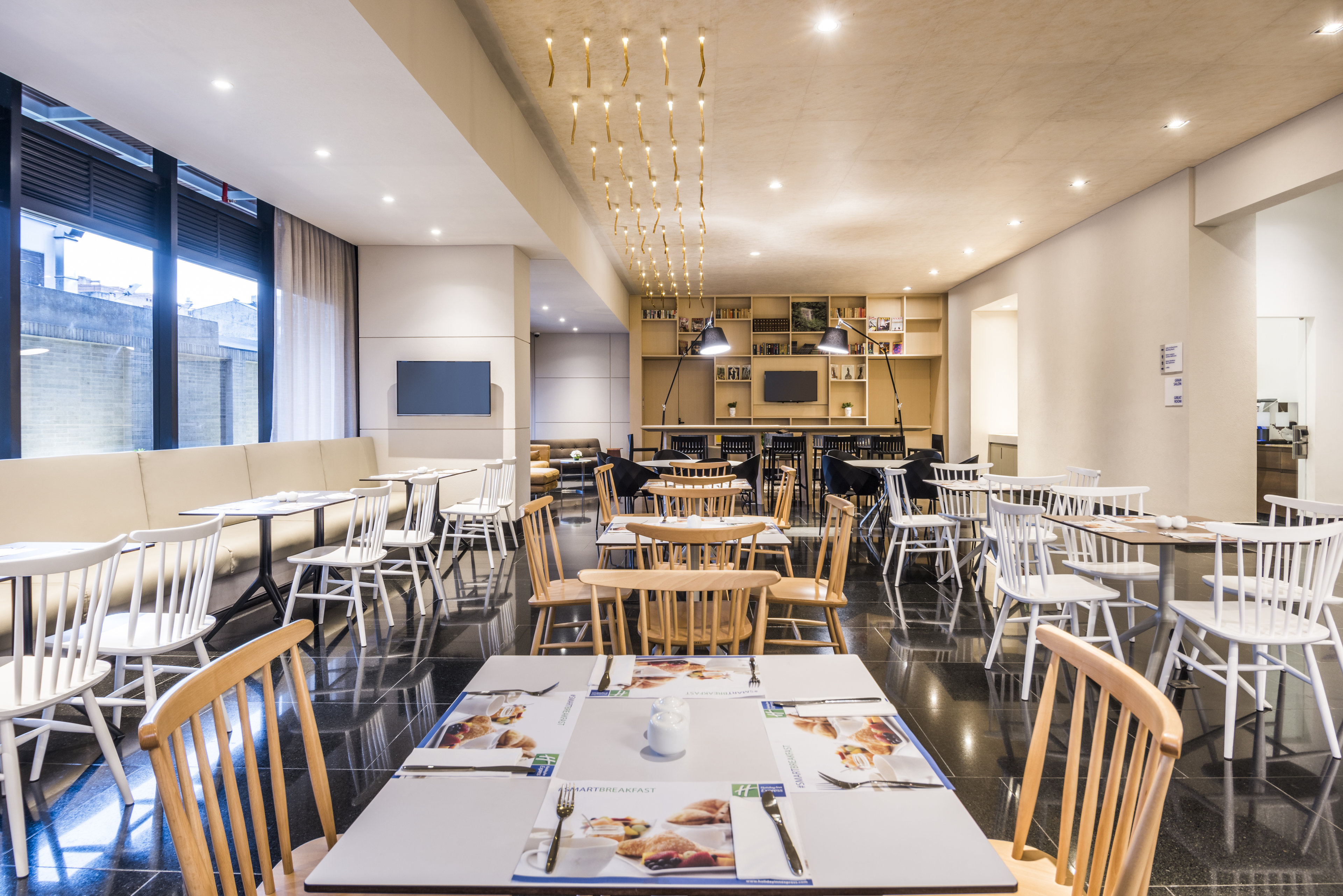 holiday inn express and suites bogota zona financiera by ihg