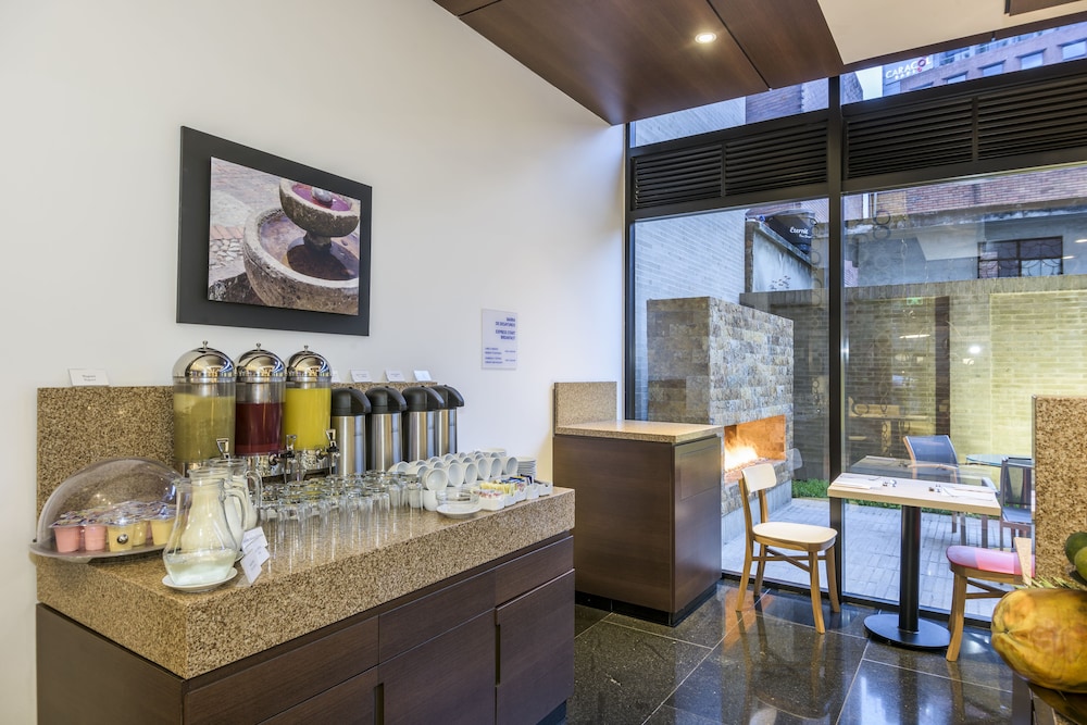 holiday inn express and suites bogota zona financiera by ihg