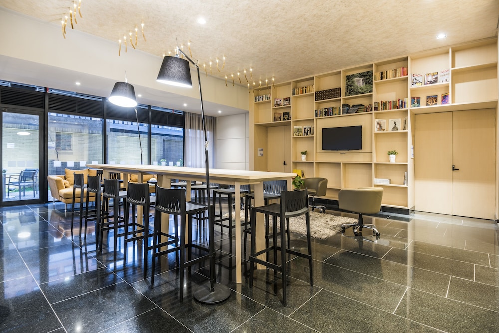 holiday inn express and suites bogota zona financiera by ihg