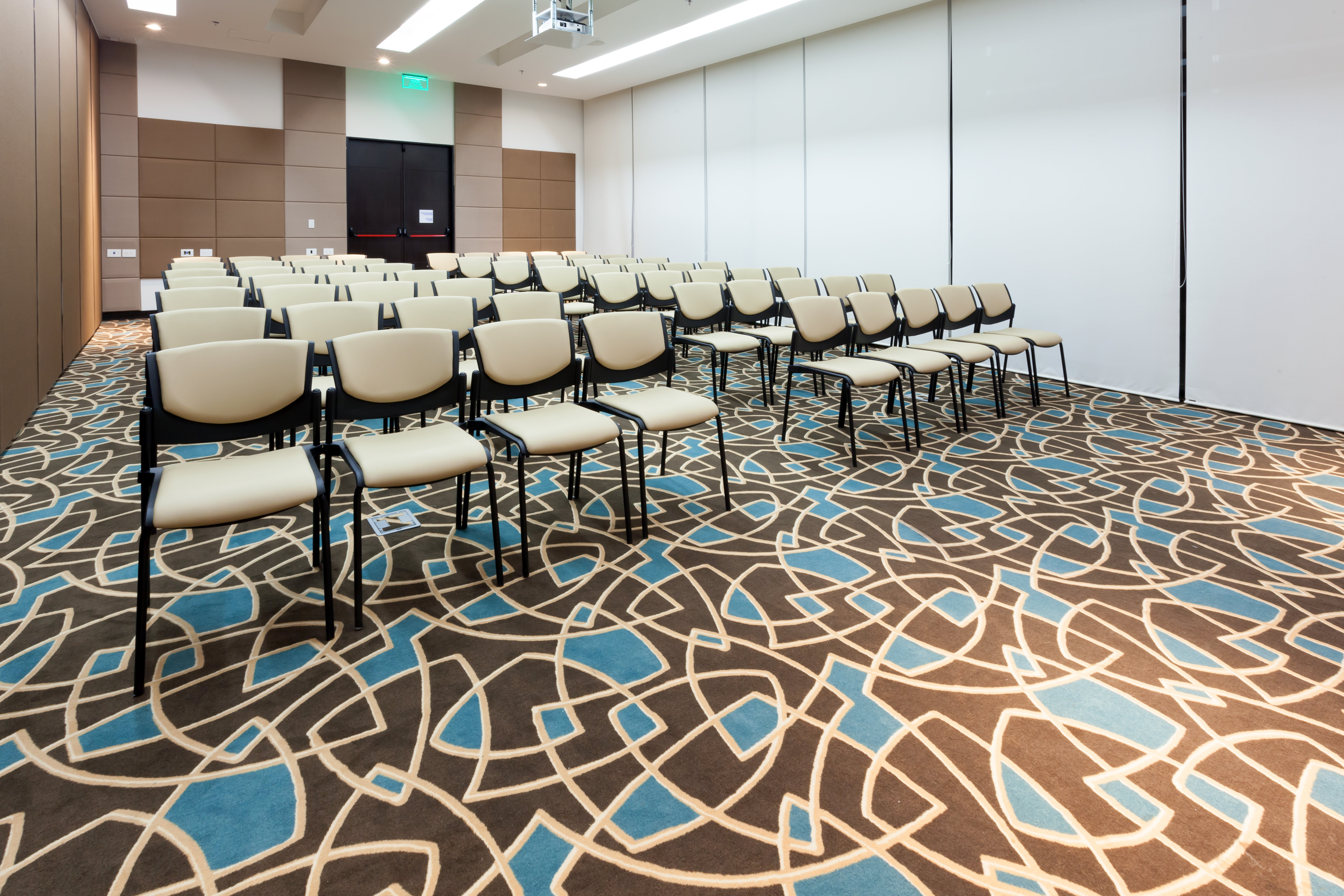 holiday inn express and suites bogota zona financiera by ihg