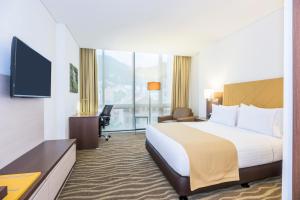 holiday inn express and suites bogota zona financiera by ihg