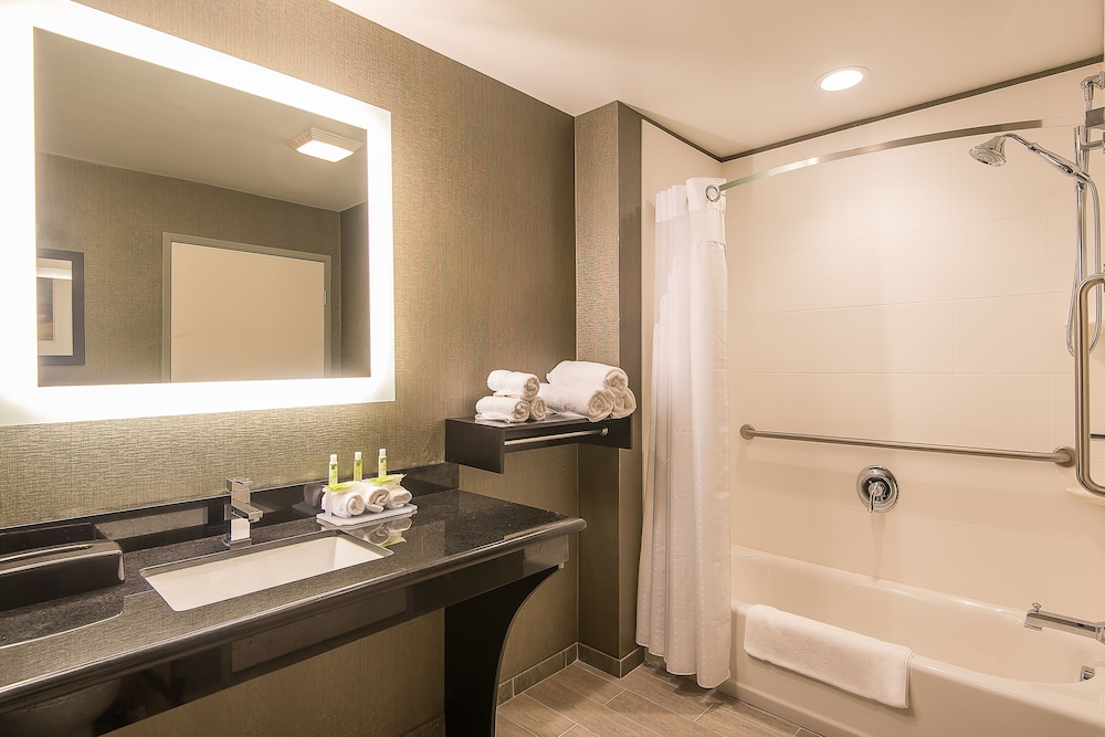 holiday inn express and suites norwood boston area by ihg