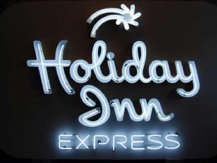 Holiday Inn Express & Suites Norwood-Boston Area By Ihg,Massachusetts>>Boston,3 star