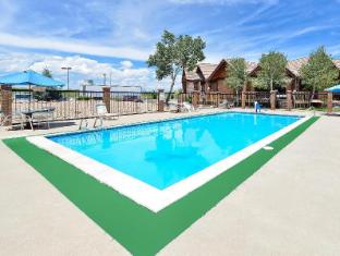 guesthouse inn and suites fort collins