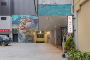 chifley geelong hotel and apartments