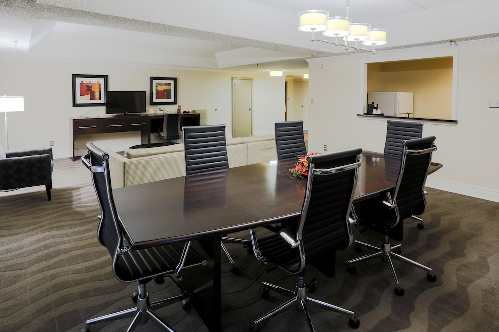 holiday inn austin midtown by ihg